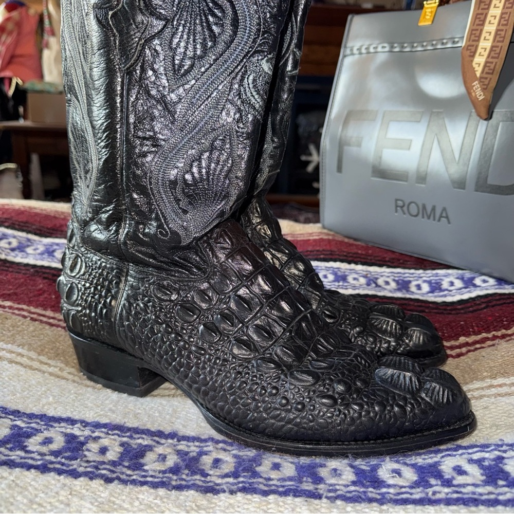 El General Black Embossed Cowboy Boots - Picture 3 of 11